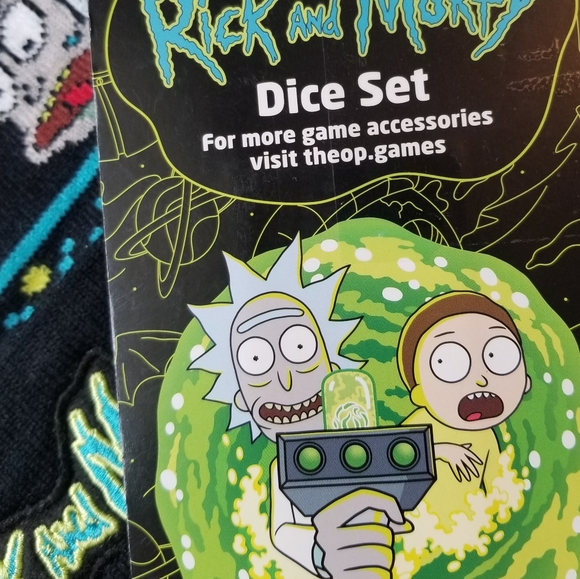 ❗Rick & Morty Winter Beanie and Dice Set❗ - Picture 4 of 8